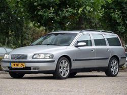 Zilver Gebruikt 2004 Volvo V70 Stationwagen | € 4.000 (Eerlijke prijs)
