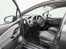 Grijs Gebruikt 2015 Toyota Yaris Hatchback | € 8.750 (Eerlijke prijs)