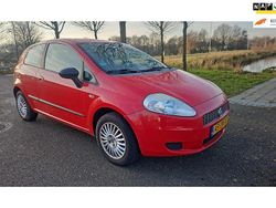Rood Gebruikt 2008 Fiat Grande Punto Active Hatchback | € 999 (Eerlijke prijs)