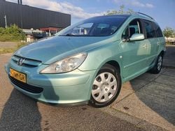 Groen Gebruikt 2004 Peugeot 307 Stationwagen | € 700 (Eerlijke prijs)