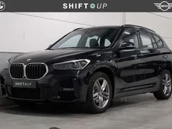 Zwart, metallic lak Gebruikt 2021 BMW X1 M Sport SUV | € 26.940 (Goede deal)