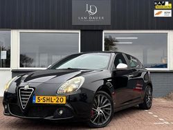 Zwart Gebruikt 2013 Alfa Romeo Giulietta Business Hatchback | € 9.450 (Eerlijke prijs)