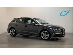 Grijs Gebruikt 2019 Audi A3 S-Line Hatchback | € 19.450 (Iets duurder)