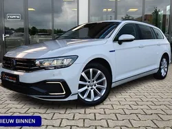 Wit Gebruikt 2021 VW Passat Business Stationwagen | € 21.900 (Goede deal)