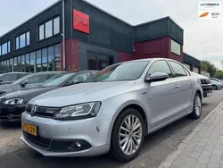 Grijs Gebruikt 2013 VW Jetta Highline Sedan | € 3.749