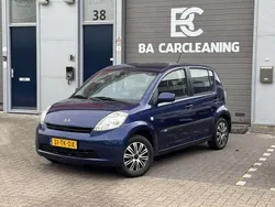 Blauw Gebruikt 2006 Daihatsu Sirion Hatchback | € 1.799 (Eerlijke prijs)