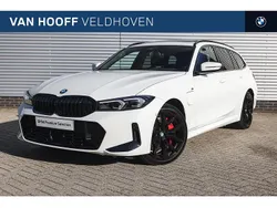 Wit Gebruikt 2024 BMW 330e Comfort Edition Stationwagen | € 58.950 (Duur)