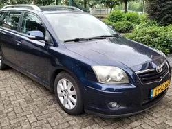 Blauw Gebruikt 2006 Toyota Avensis Luna Stationwagen | € 1.650 (Goede deal)