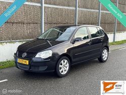 Zwart Gebruikt 2008 VW Polo Comfortline Hatchback | € 3.250 (Eerlijke prijs)