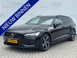Zwart Gebruikt 2021 Volvo V60 R-Design Stationwagen | € 33.900 (Eerlijke prijs)