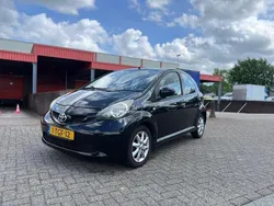 Zwart Gebruikt 2008 Toyota Aygo Hatchback | € 1.795 (Goede deal)