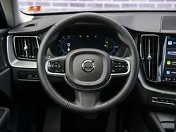 Grijs Gebruikt 2025 Volvo XC60 Ultra SUV | € 64.899 (Duur)