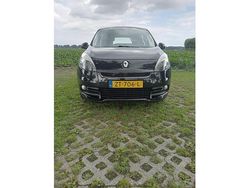 Zwart Gebruikt 2012 Renault Scénic III Authentique MPV | € 5.850 (Eerlijke prijs)