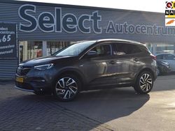 Grijs Gebruikt 2018 Opel Grandland X Innovation SUV | € 13.940 (Eerlijke prijs)