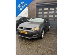 Grijs Gebruikt 2010 VW Polo Highline Hatchback | € 6.999 (Eerlijke prijs)