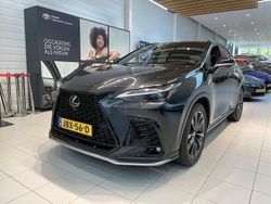 Zwart Gebruikt 2022 Lexus NX450h+ Sport Line SUV | € 54.900