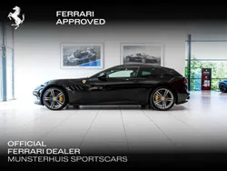 Zwart Gebruikt 2017 Ferrari GTC4Lusso Coupé | € 229.000