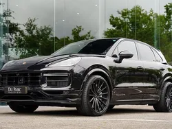 Zwart Gebruikt 2018 Porsche Cayenne Turbo SUV | € 74.888 (Super prijs)