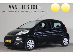 Zwart, metallic lak Gebruikt 2012 Peugeot 107 Active Hatchback | € 3.950 (Eerlijke prijs)