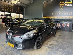 Zwart Gebruikt 2014 Renault Clio IV Expression Hatchback | € 4.750 (Eerlijke prijs)