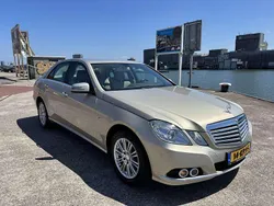 Beige Gebruikt 2010 Mercedes E200 Elegance Sedan | € 11.950 (Iets duurder)