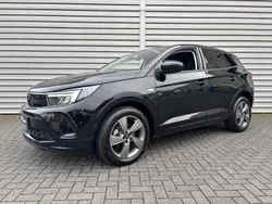 Zwart Gebruikt 2024 Opel Grandland X Edition SUV | € 31.950 (Eerlijke prijs)