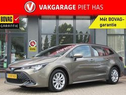 Bruin Gebruikt 2023 Toyota Corolla Active Stationwagen | € 19.900 (Goede deal)