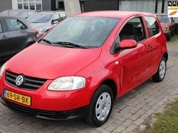 Rood Gebruikt 2007 VW Fox Trendline Hatchback | € 950 (Goede deal)