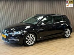 Zwart Gebruikt 2017 VW Golf VII Active Hatchback | € 19.995 (Iets duurder)