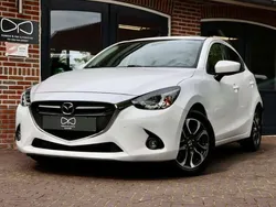 Wit Gebruikt 2016 Mazda 2 Hatchback | € 14.450 (Eerlijke prijs)
