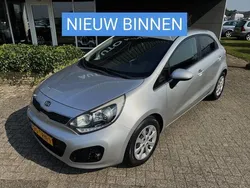 Grijs Gebruikt 2012 Kia Rio Plus Hatchback | € 3.960 (Eerlijke prijs)