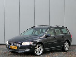 Blauw, metallic lak Gebruikt 2015 Volvo V70 Dynamic Stationwagen | € 22.999 (Eerlijke prijs)