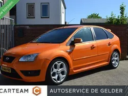 Oranje Gebruikt 2006 Ford Focus ST Hatchback | € 9.250 (Eerlijke prijs)