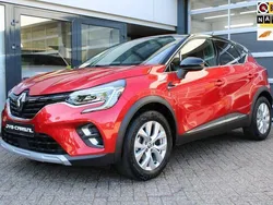 Rood Gebruikt 2022 Renault Captur Intens SUV | € 23.900 (Goede deal)