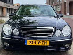 Blauw Gebruikt 2003 Mercedes E240 Avantgarde Sedan | € 2.500 (Goede deal)