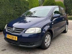 Blauw Gebruikt 2010 VW Fox Trendline Hatchback | € 2.250 (Eerlijke prijs)