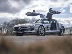 Grijs, metallic lak Gebruikt 2010 Mercedes SLS AMG AMG Coupé | € 224.987 (Eerlijke prijs)