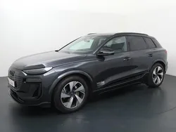 Grijs Gebruikt 2025 Audi Q6 e-tron Comfort SUV | € 76.440 (Eerlijke prijs)