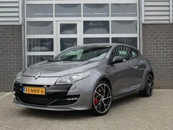 Grijs, metallic lak Gebruikt 2010 Renault Mégane Coupé R.S. Coupé | € 17.950