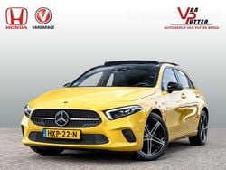 Geel Gebruikt 2020 Mercedes A250 Hatchback | € 25.499 (Super prijs)