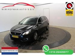 Zwart Gebruikt 2020 Peugeot 308 Premium Stationwagen | € 13.240 (Eerlijke prijs)