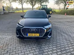 Zwart Gebruikt 2022 Audi Q3 Sportback Design SUV | € 38.900