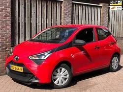 Rood Gebruikt 2018 Toyota Aygo Hatchback | € 6.299 (Goede deal)