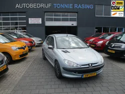 Grijs Gebruikt 2005 Peugeot 206 Hatchback | € 1.440 (Goede deal)