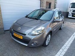 Grijs Gebruikt 2010 Renault Clio GrandTour Business Stationwagen | € 4.395 (Eerlijke prijs)