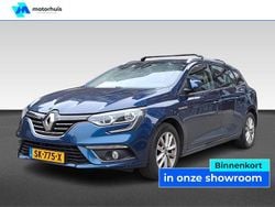 Blauw Gebruikt 2017 Renault Mégane GrandTour LIMITED Stationwagen | € 12.940 (Eerlijke prijs)