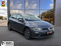 Grijs Gebruikt 2024 VW Polo Life Hatchback | € 23.895 (Eerlijke prijs)