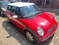 Rood Gebruikt 2002 Mini Cooper Chili Hatchback | € 1.350 (Iets duurder)