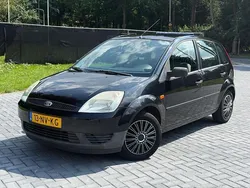 Zwart Gebruikt 2004 Ford Fiesta Ambiente Hatchback | € 1.150 (Eerlijke prijs)