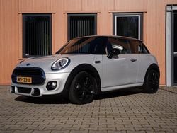 Wit Gebruikt 2017 Mini John Cooper Works Business Hatchback | € 16.550 (Eerlijke prijs)